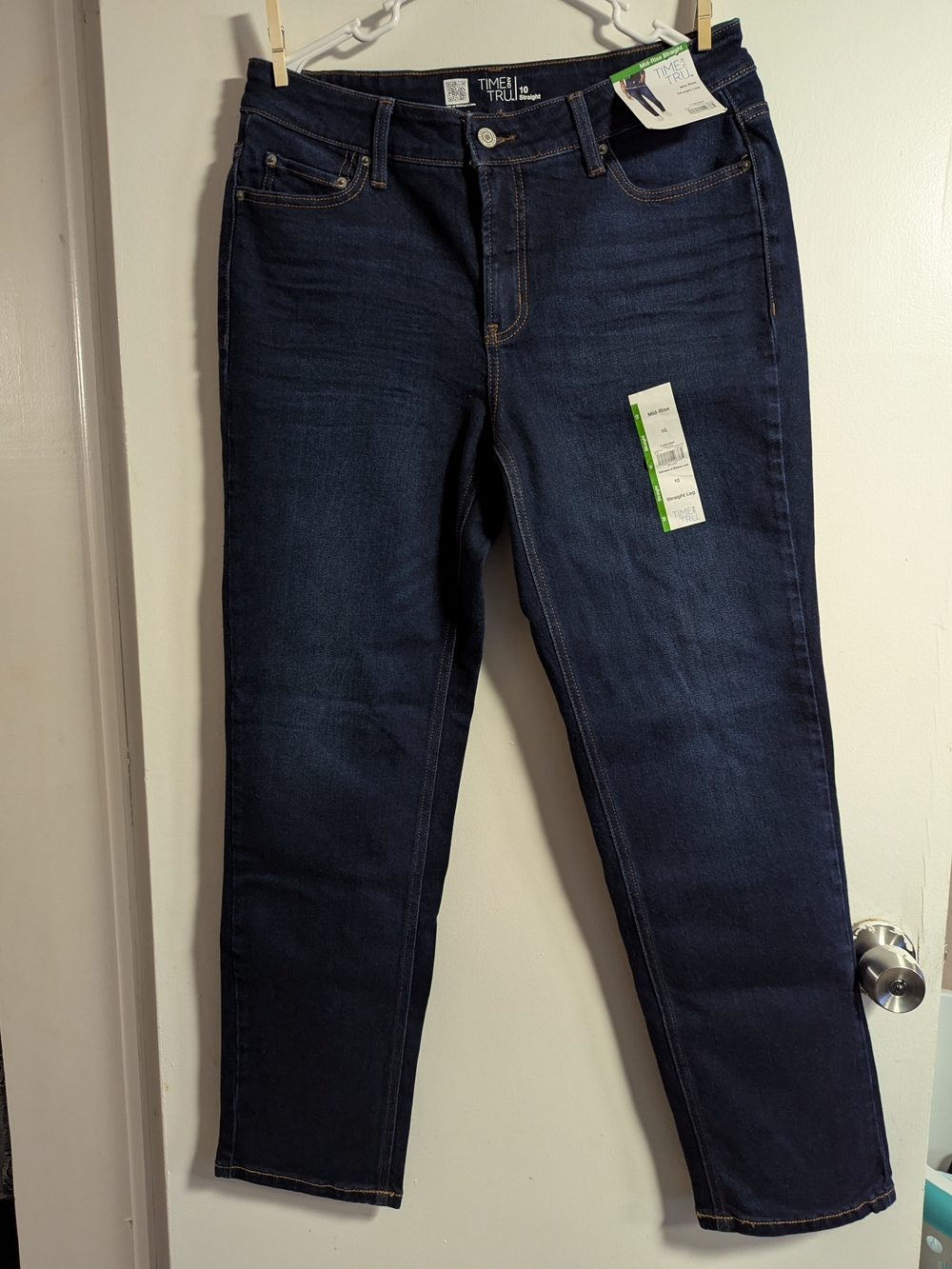 Time and Tru Women's Dark Blue Straight Jeans
